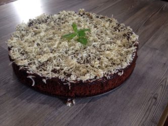 עוגת מוס שוקולד ללא קמח מתכון