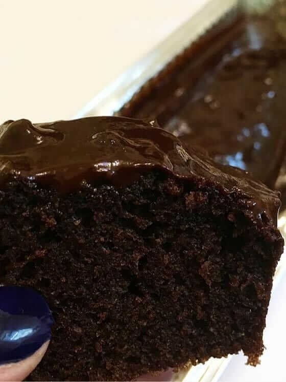 עוגת שוקולד עסיסית פרווה
