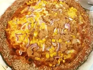 בצק פיצה מהיר ללא התפחה ב-10 דקות