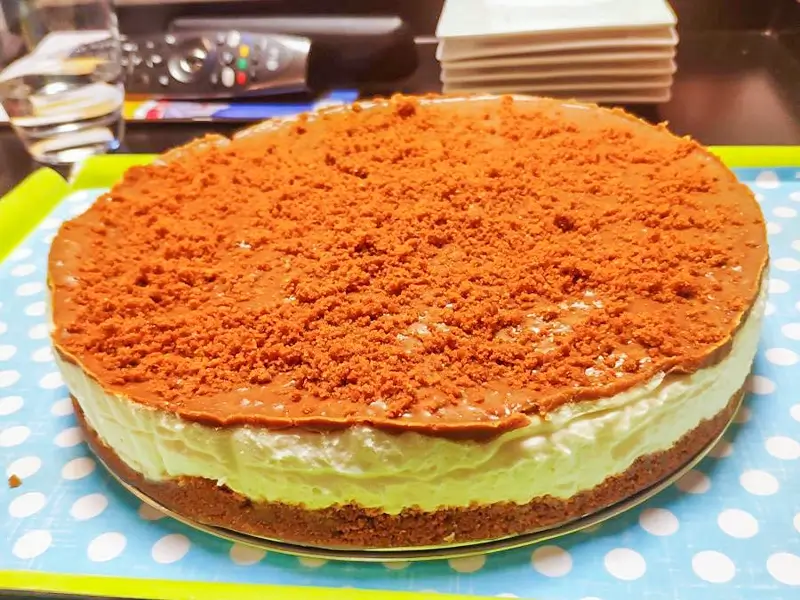 עוגת לוטוס מטריפה מתכון נדיר