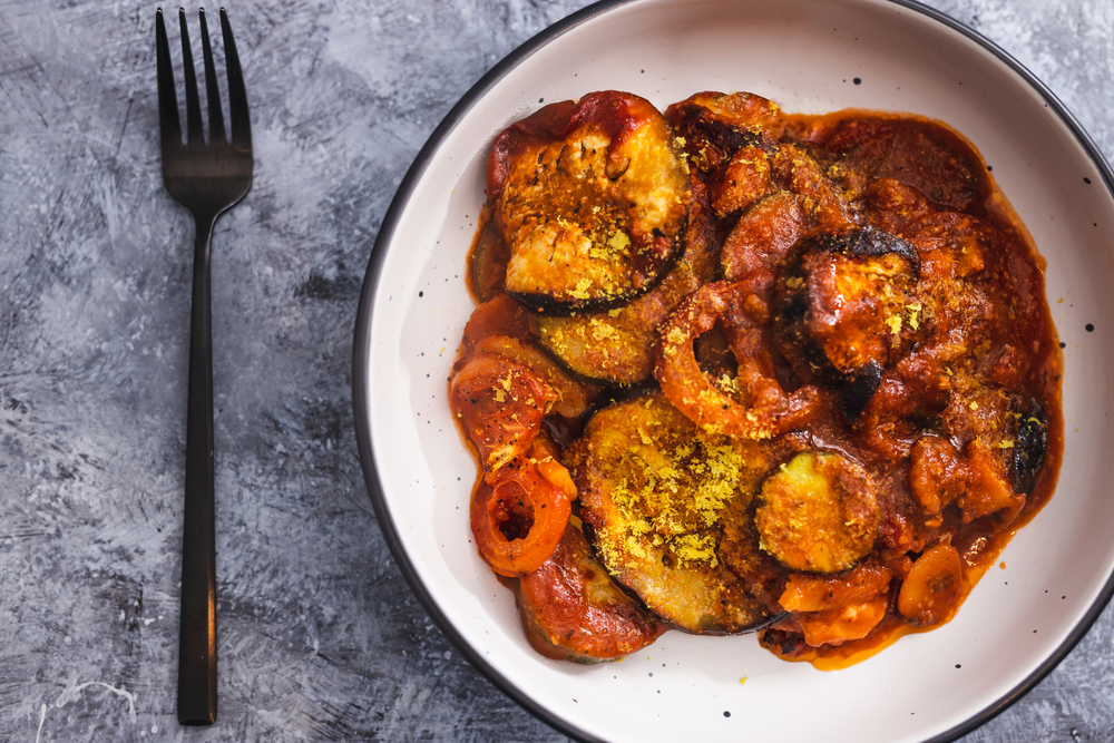 קישואים ברוטב עגבניות 15 דקות - המתכון המנצח שיכין לכם ארוחה מזינה ב - 15 דקות!